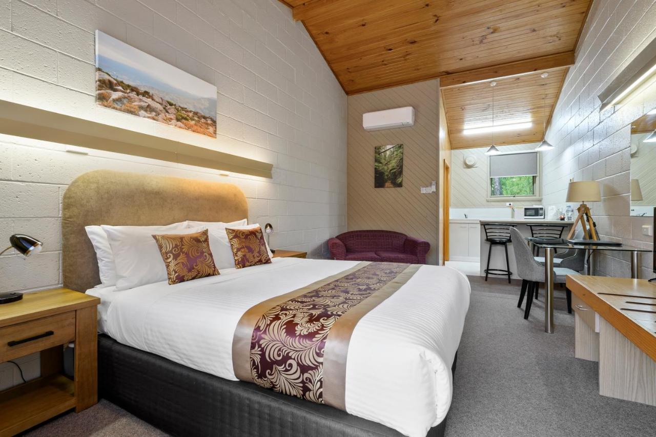 Gold Rush Inn Куинстаун Экстерьер фото