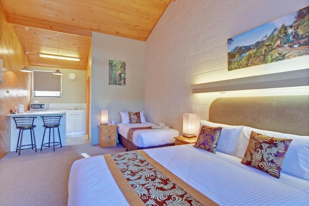 Gold Rush Inn Куинстаун Экстерьер фото